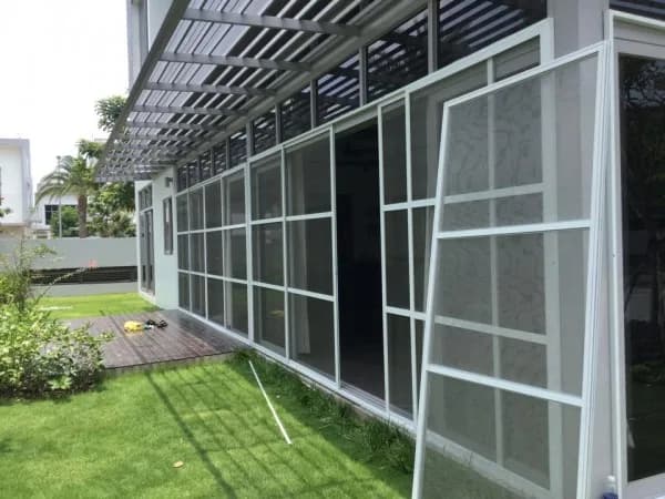 Cửa Lưới Chống Muỗi Lùa 4 Cánh Tráng Sứ